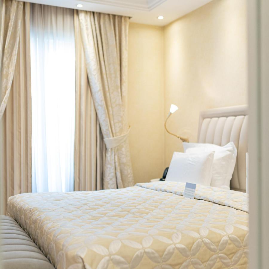 Atli Hotel Ankara Exterior photo
